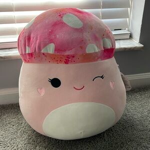 Molly the squish-mallow